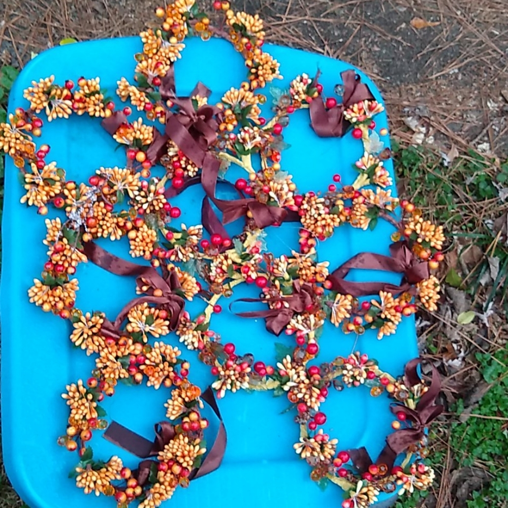 Small Wire Wreaths